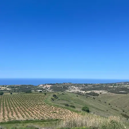 Giagia Melani's * קאטהיקאס